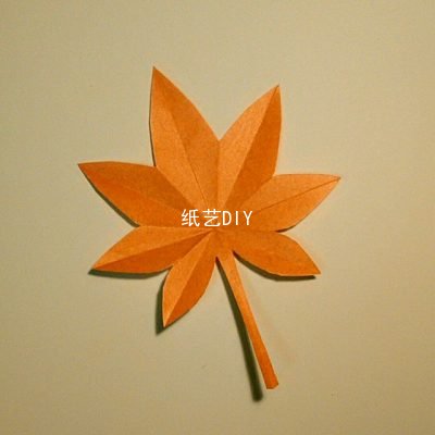 鲜艳似火的精美枫叶折纸教程超级简单