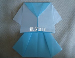 梦幻蓝色裙子折纸,小女孩水手服折纸教程!