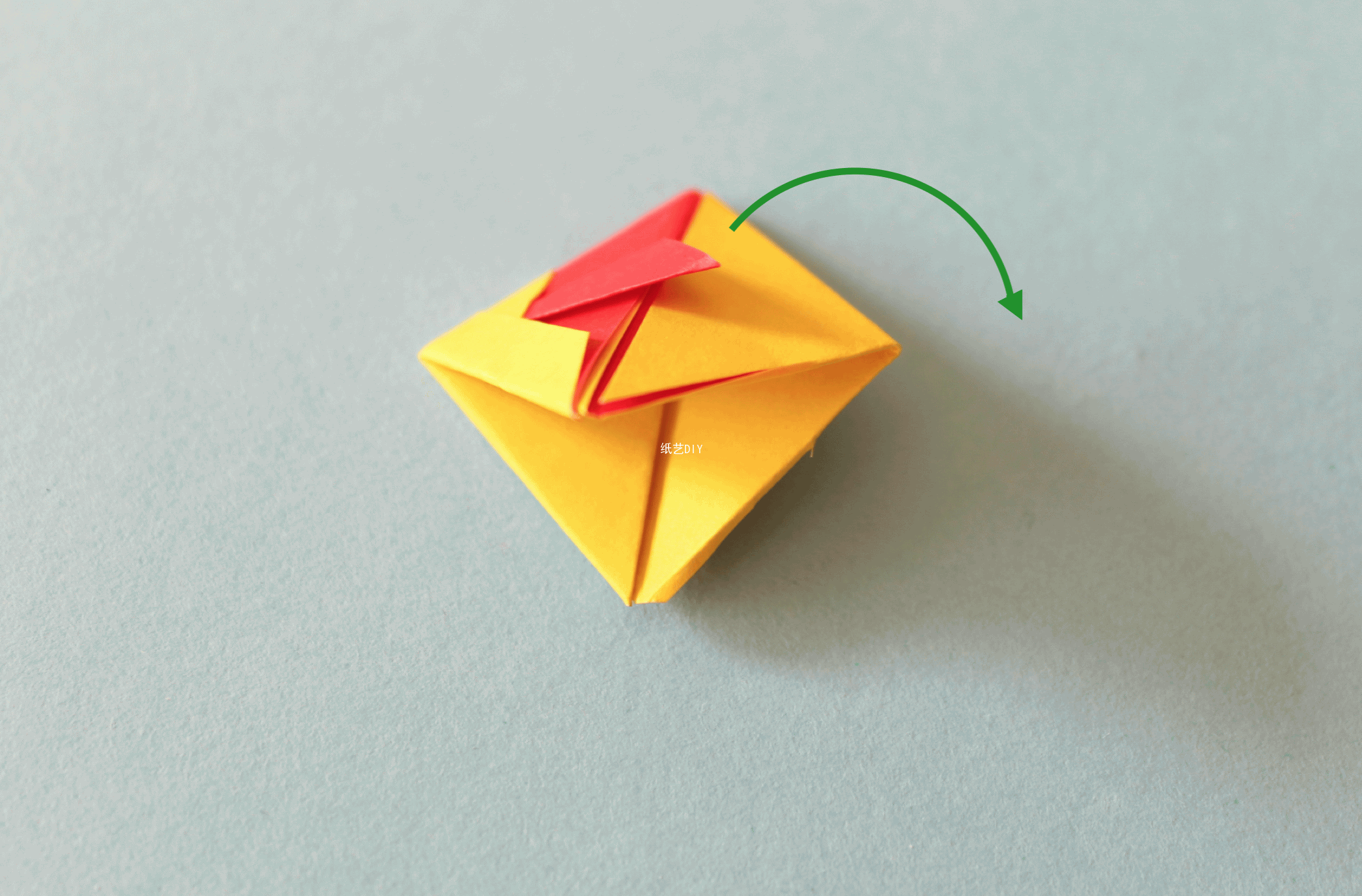 超级简单儿童折纸小金鱼折纸教程